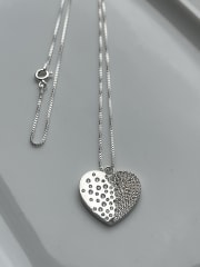 Collar plata 925 placa corazon microcircones blanco
