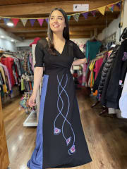 Vestido Kisu fiesta Indira azul vela negro manga corta