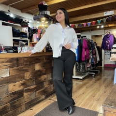 Pantalon flare gamuza negro