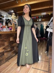 Vestido Maya negro verde con manga
