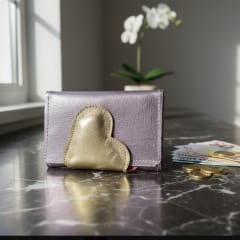Billetera cuero corazon dorado lila 2 cuerpos