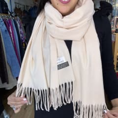 Bufanda cashmere crudo