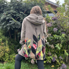 Chaqueta Ultravioleta Mila verde musgo hojas diente de leon 0