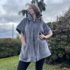 Chaqueton Ultravioleta Paty gris cotele forrado corazon tie dye