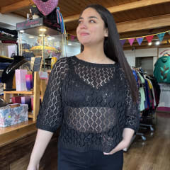 Polera hilo calada manga 3/4 negro 2