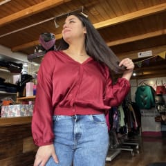 Bomber satinado rojo italiano con botones