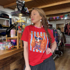 Polera DOG la vie est belle rojo