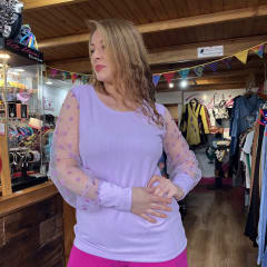 Polera Carolina mangas malla lila corazones 0