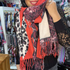 Bufanda cashmere rojo mix animal print 0