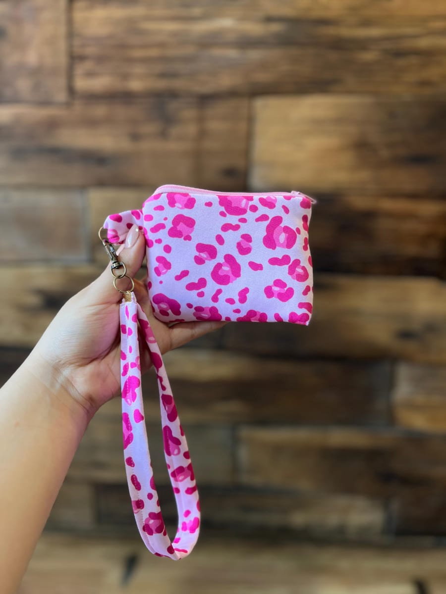 Monedero acolchado con cierre y asa  variedad de diseños y colores11