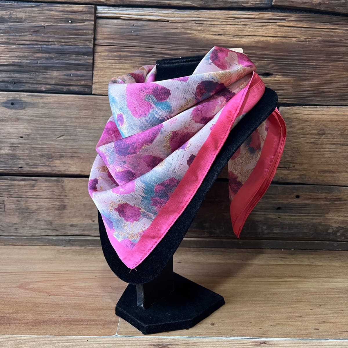 Pañuelo seda 70*70 cms acuarela fucsia magenta2