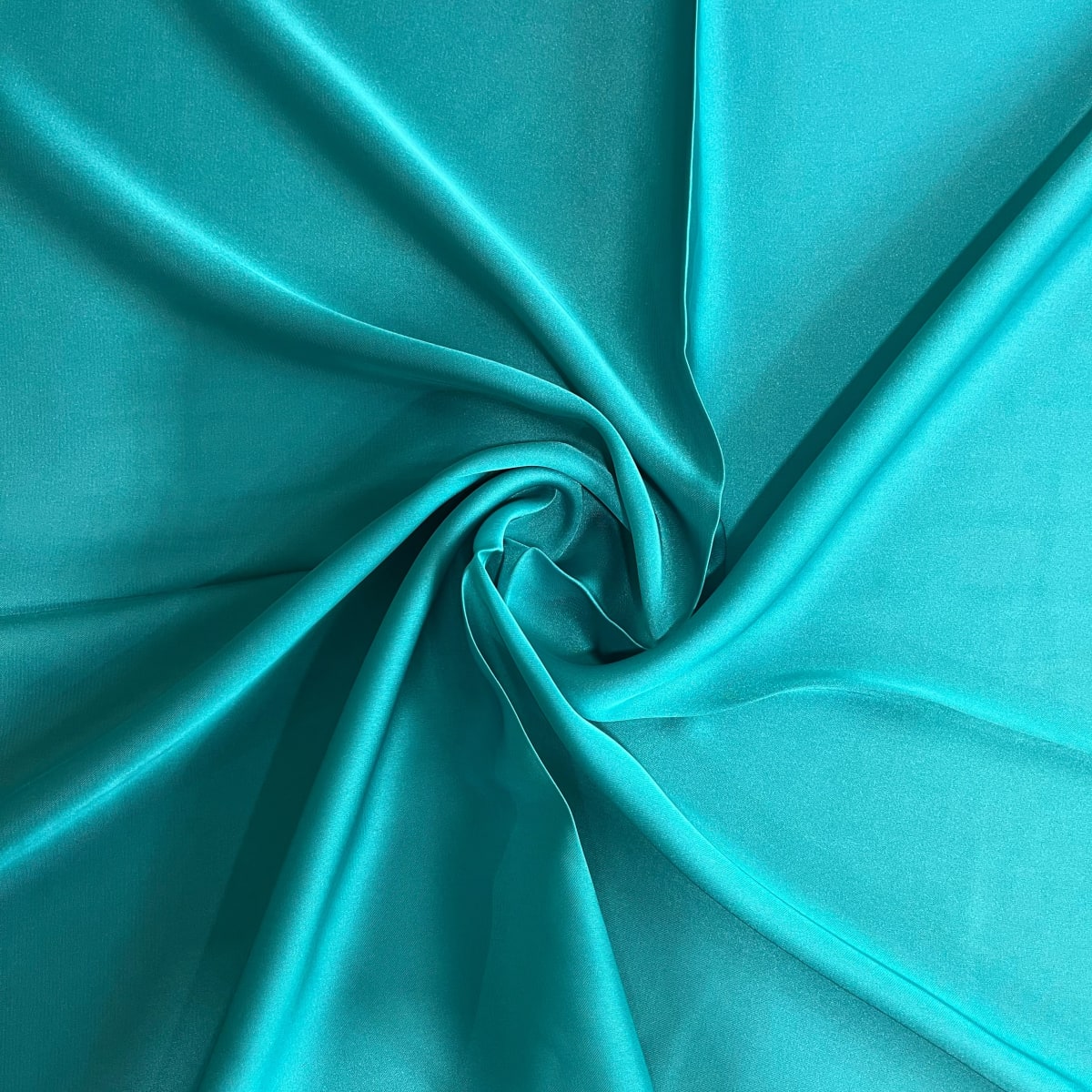 Pañuelo seda 70*70 cms turquesa3