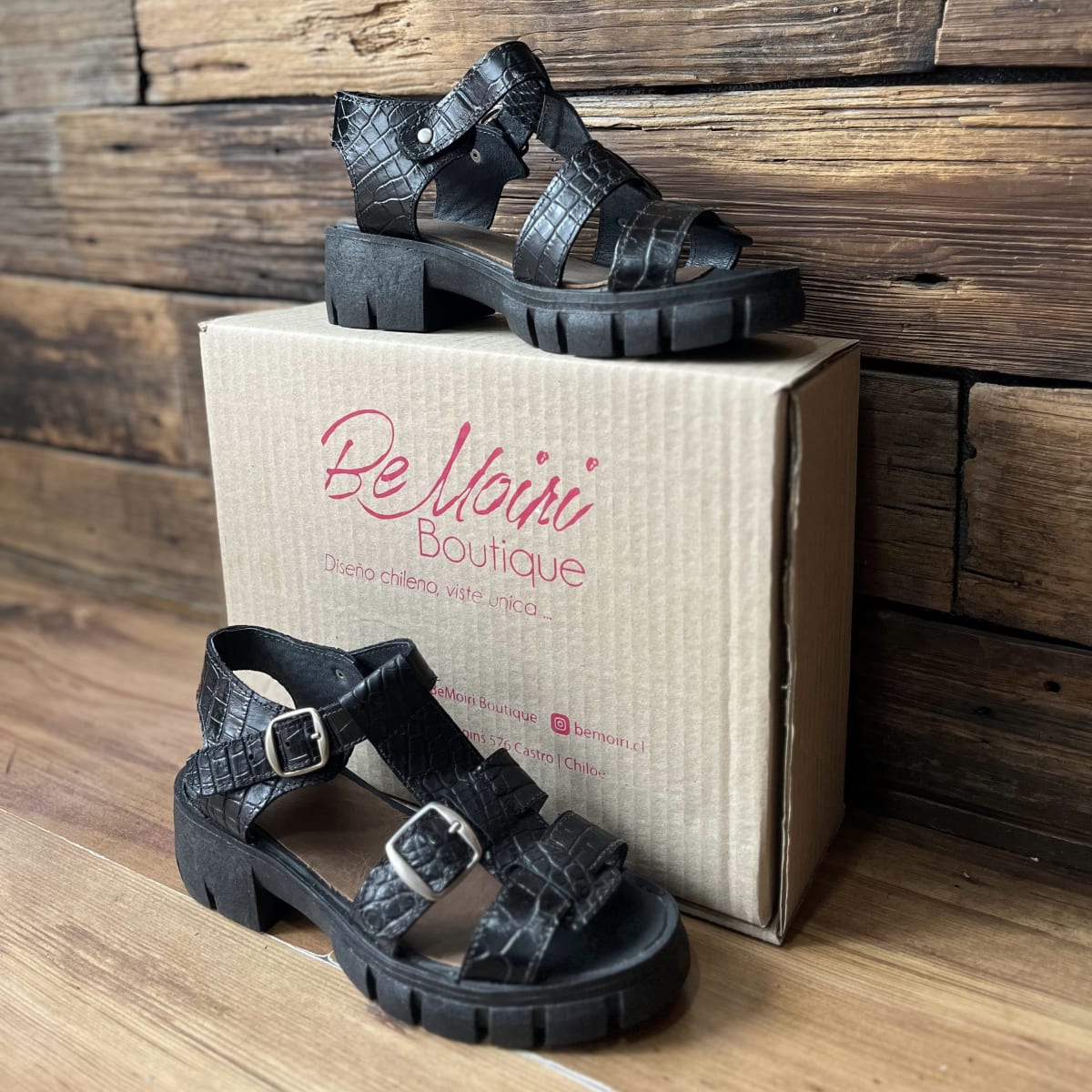 Sandalia cuero texturas negro3