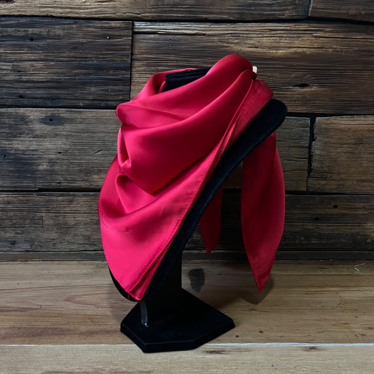 Pañuelo seda 70*70 cms rojo2