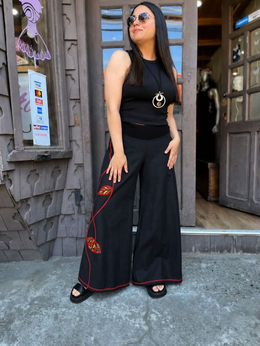 Palazzo kisu atrew gabardina negro rojo1