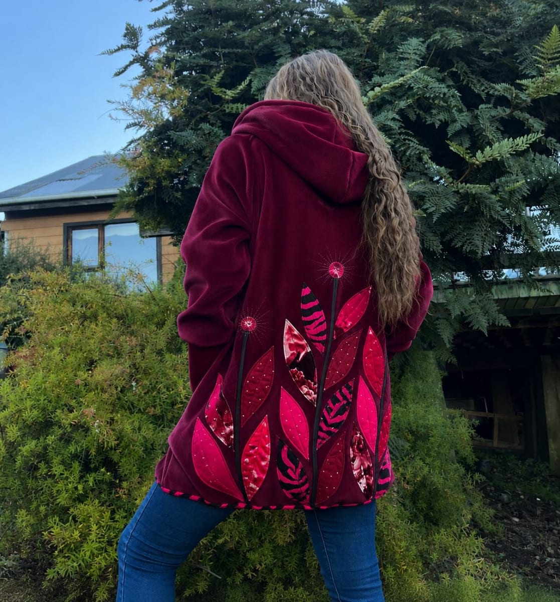 Chaqueta Mila cotele forrado burdeo hojas fucsia1
