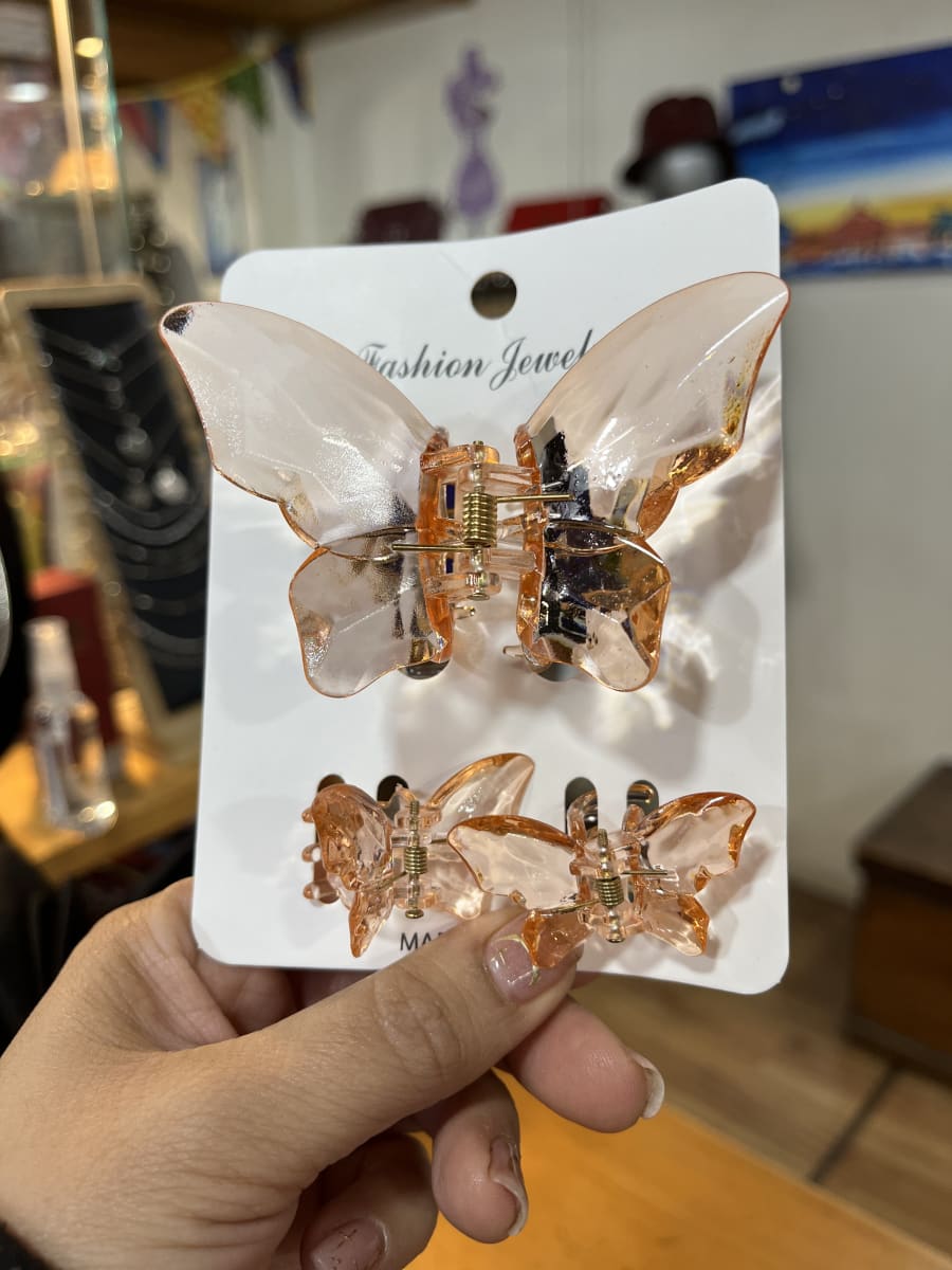 Set 3 tiburones mariposas  para el cabello variedad de colores1