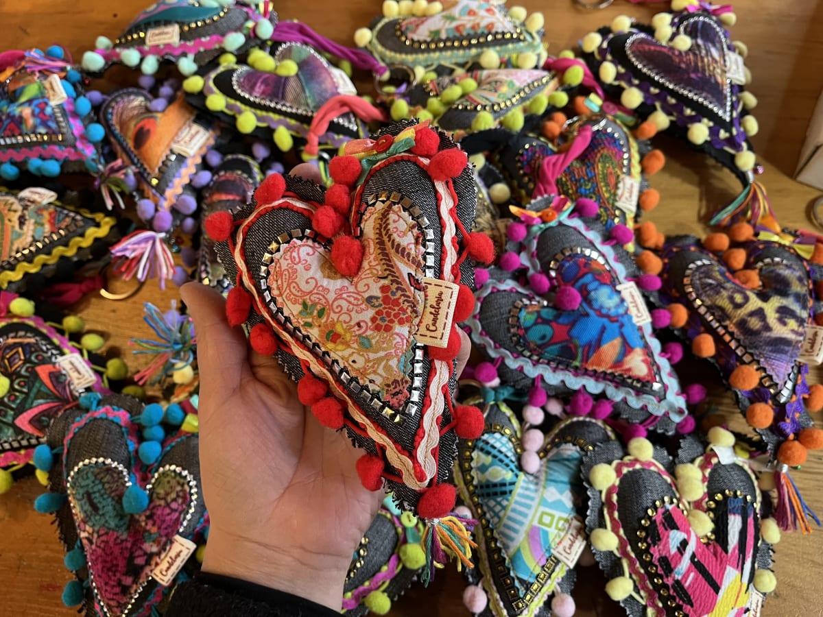 Llaveros corazón diseños unicos variedad de colores2