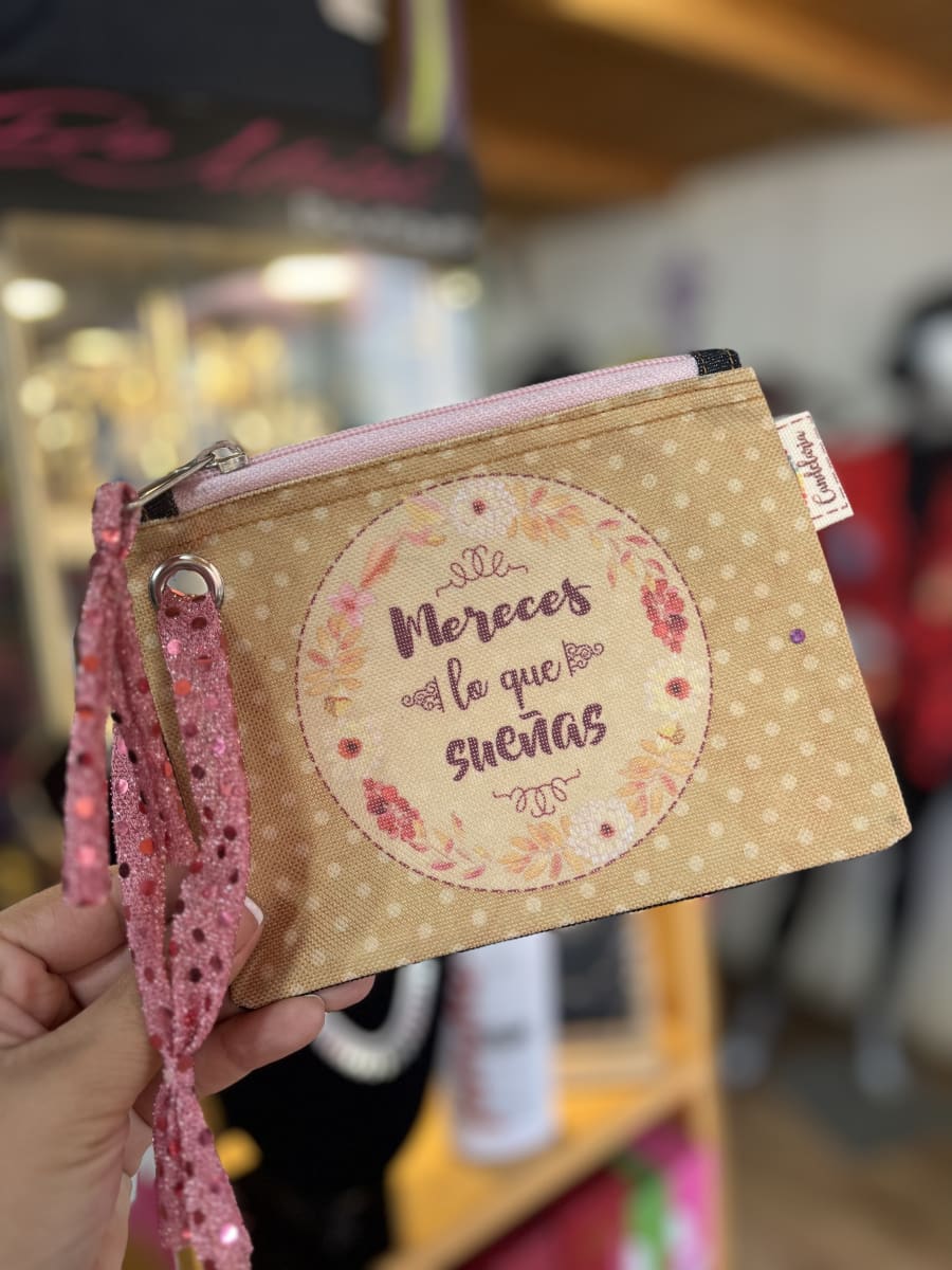 Monedero XL sublimado “mereces lo que sueñas” variedad de colores1
