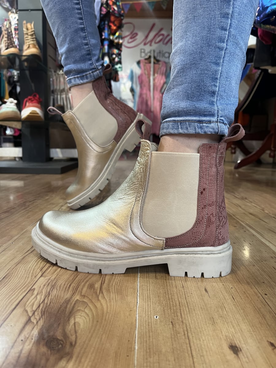 Botin Jenny cuero golden palo rosa planta marfil elasticos laterales3