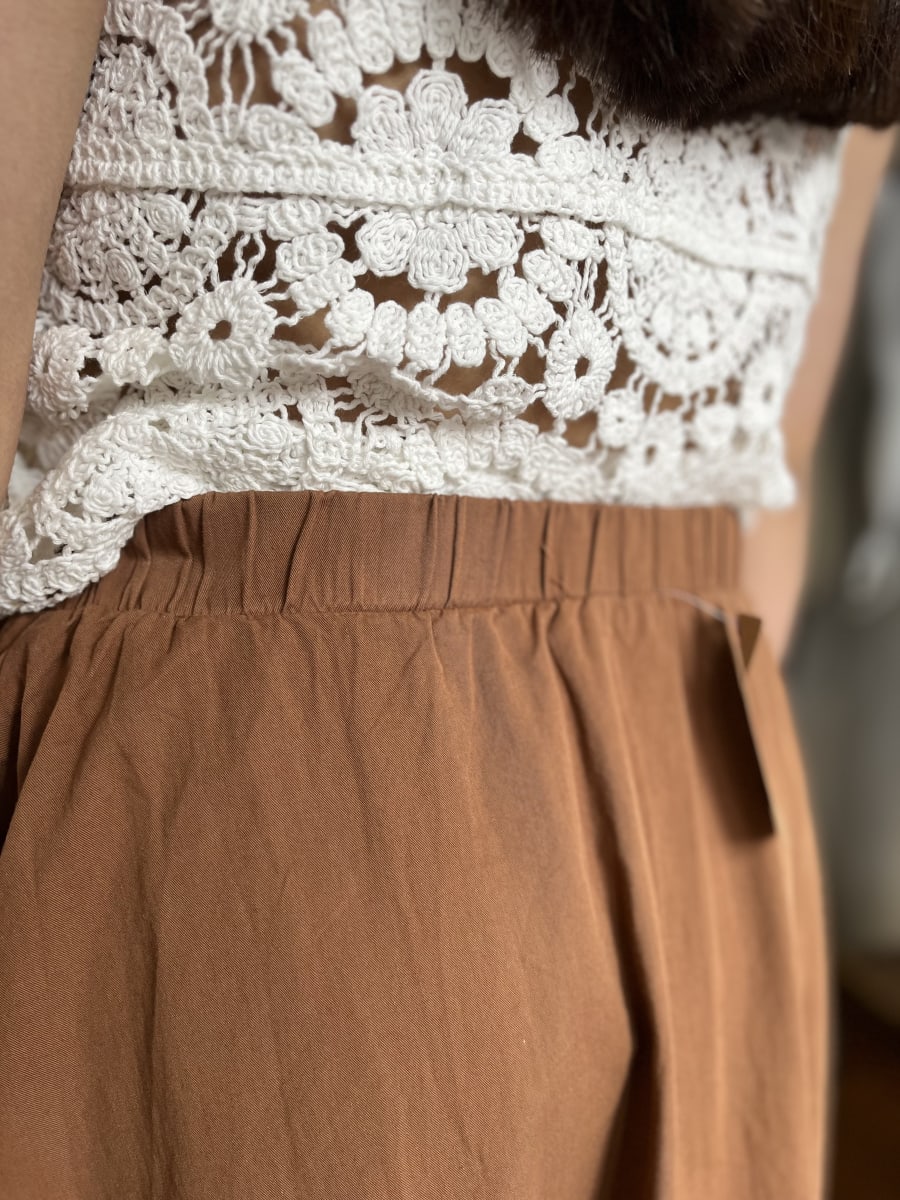 Maxi falda viscosa camel con botones1