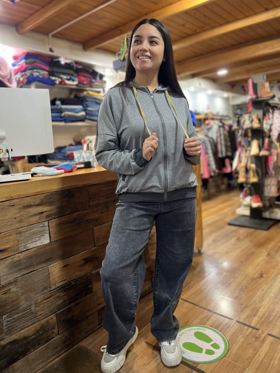 Poleron algodon gris con cierre foil espalda3