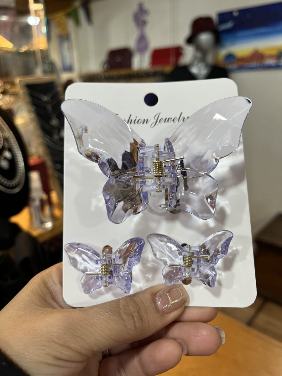 Set 3 tiburones mariposas  para el cabello variedad de colores7