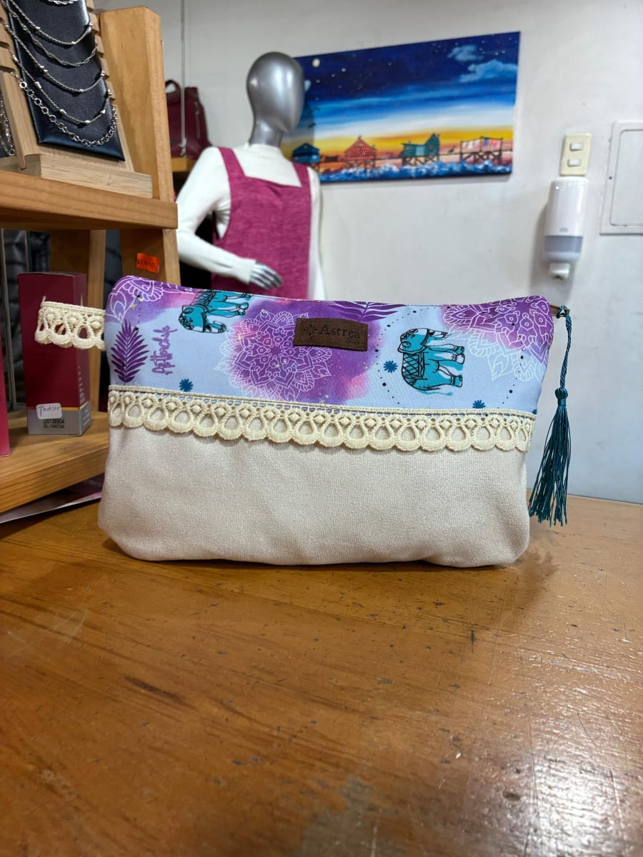 Estuche Astrea XL Umbral9