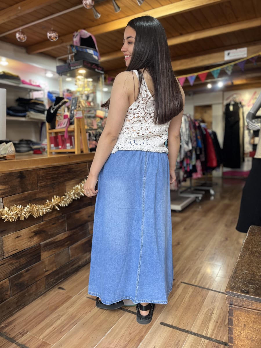 Maxi falda mezclilla denim celeste con bolsillos4