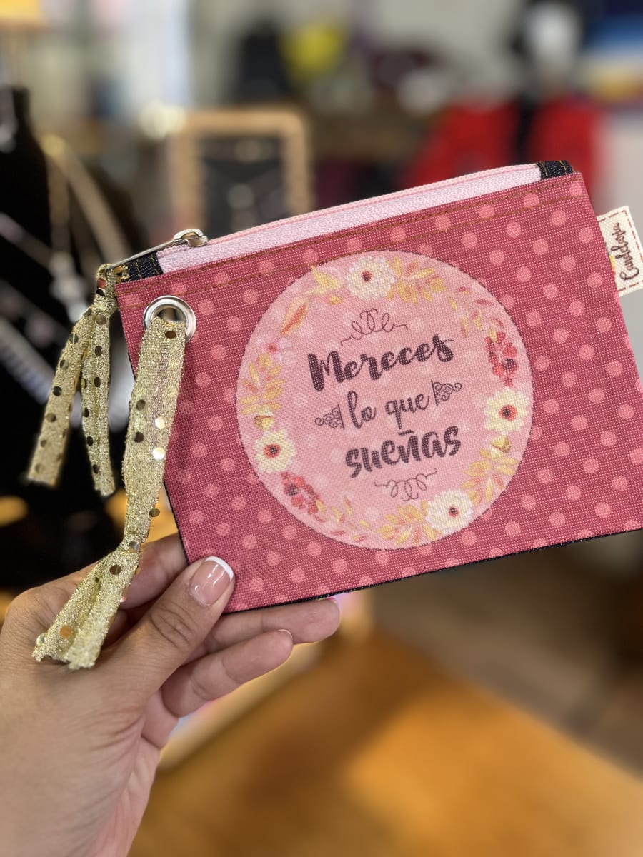 Monedero XL sublimado “mereces lo que sueñas” variedad de colores9