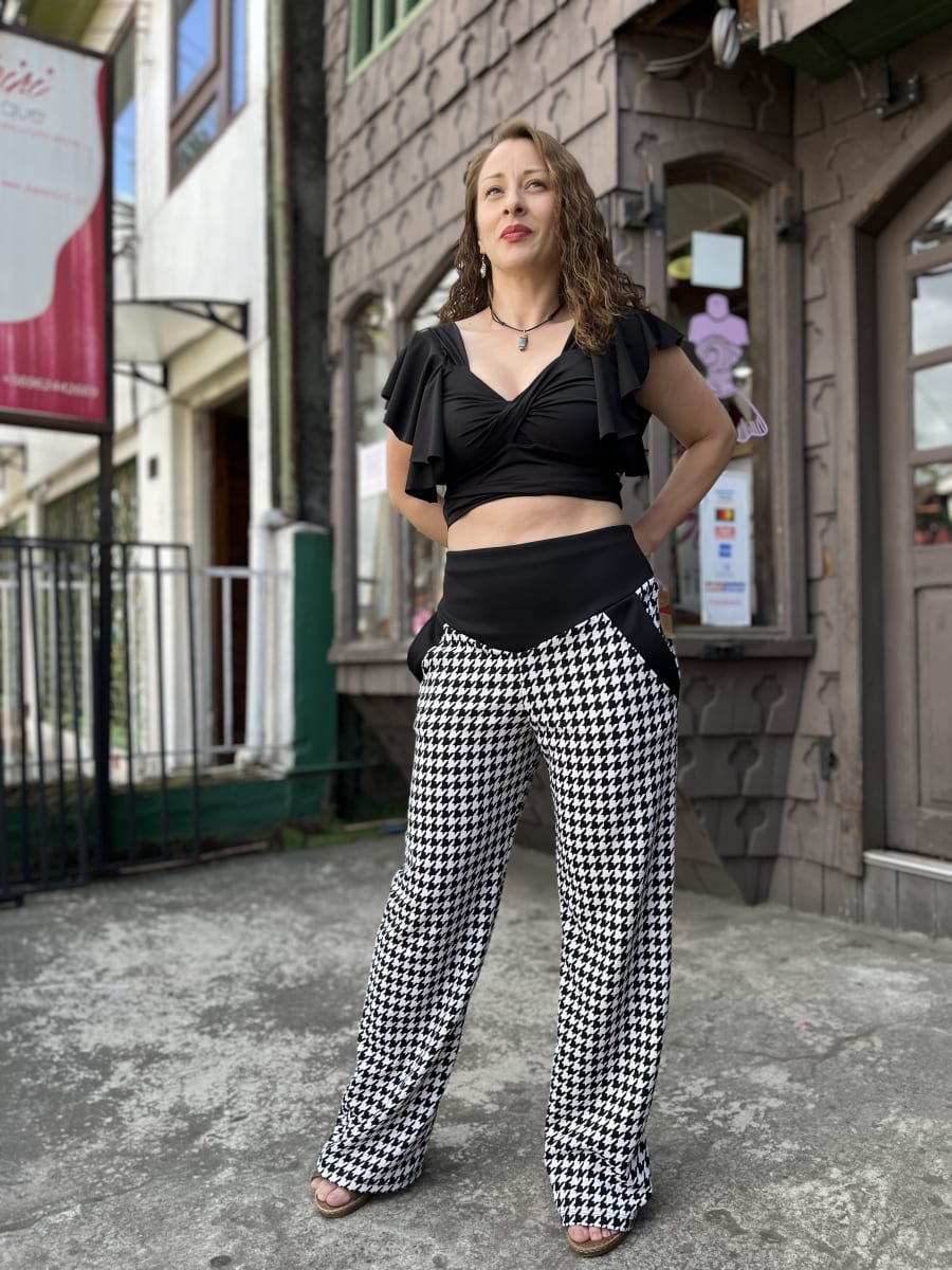 Palazzo Graciela pretina negra con bolsillo3