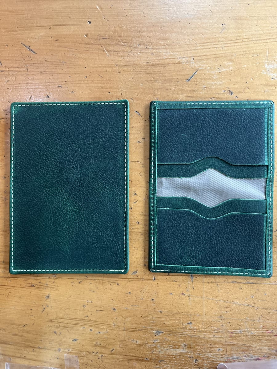 Tarjetero cuero verde esmeralda 11