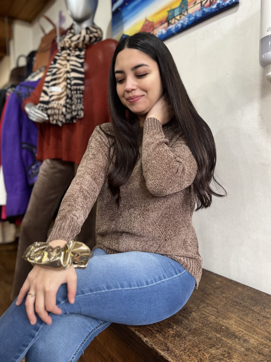 Sueter chenille cafe cuello redondo1