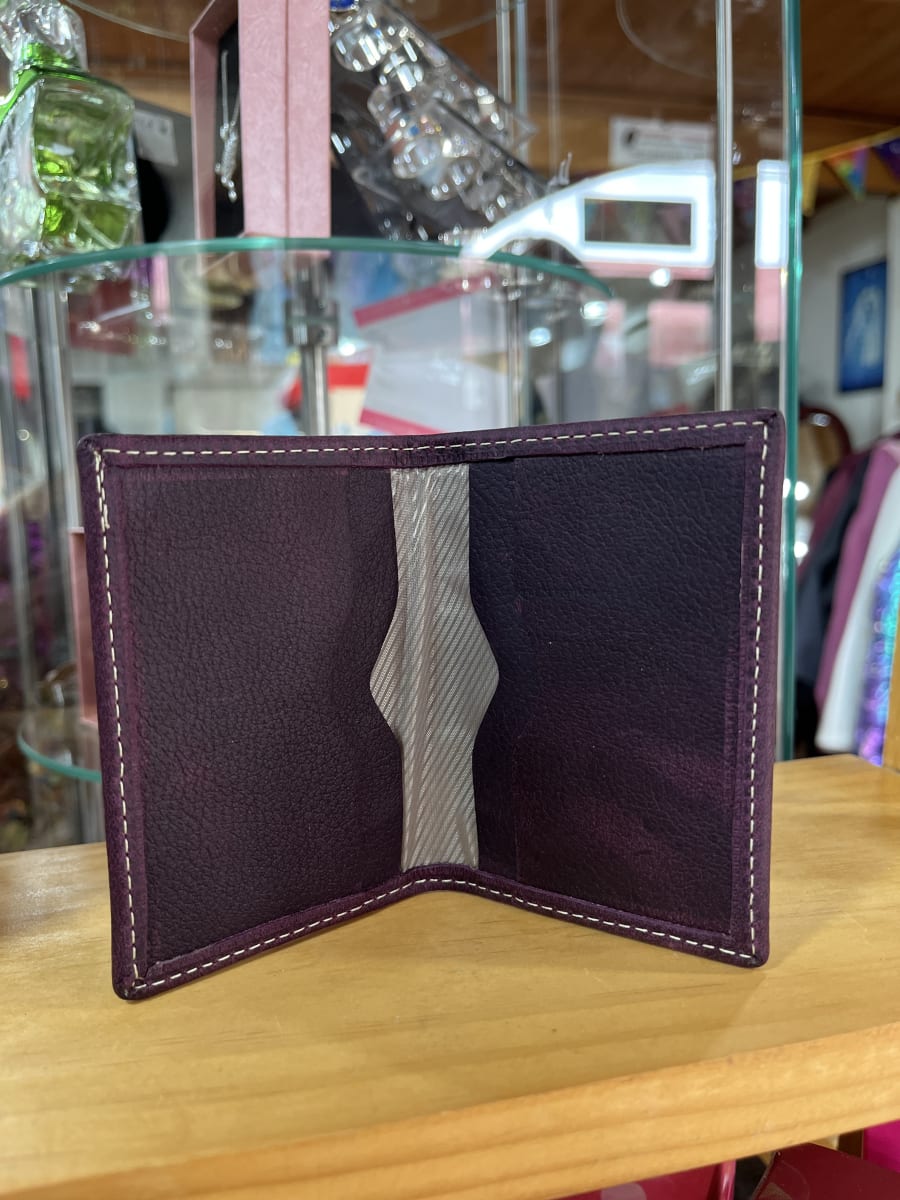 Tarjetero  cuero morado intenso2