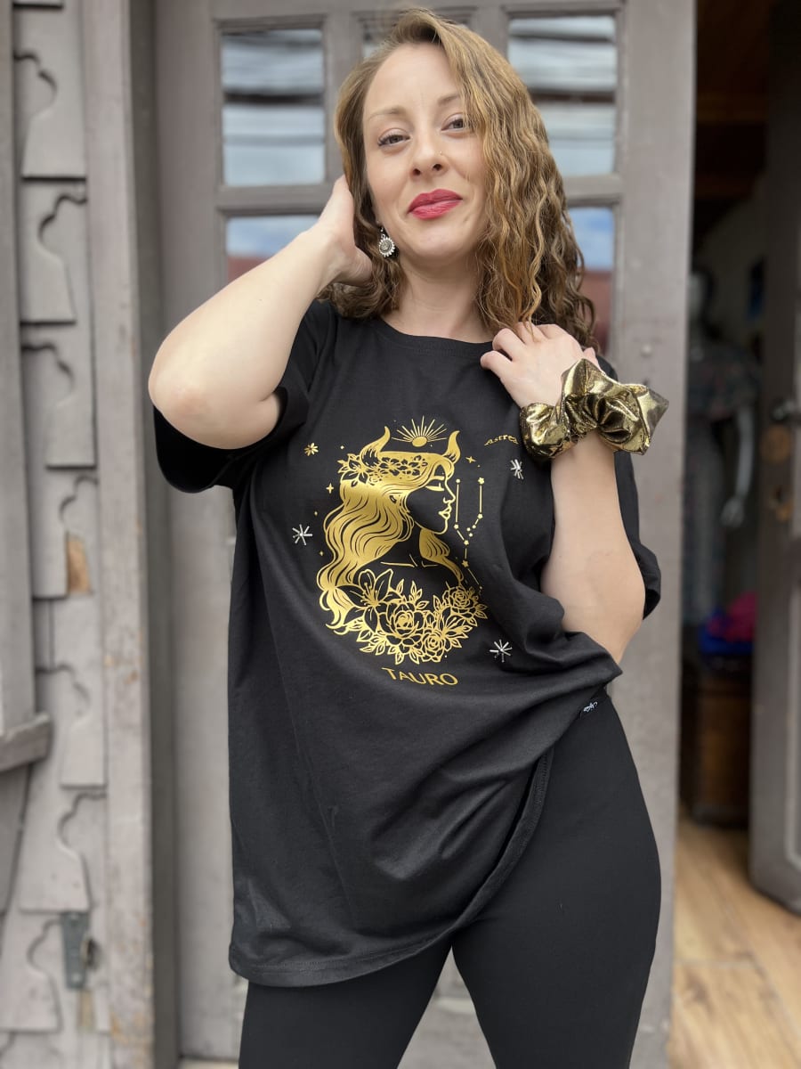 Polera Astrea zodiaco Tauro manga corta1