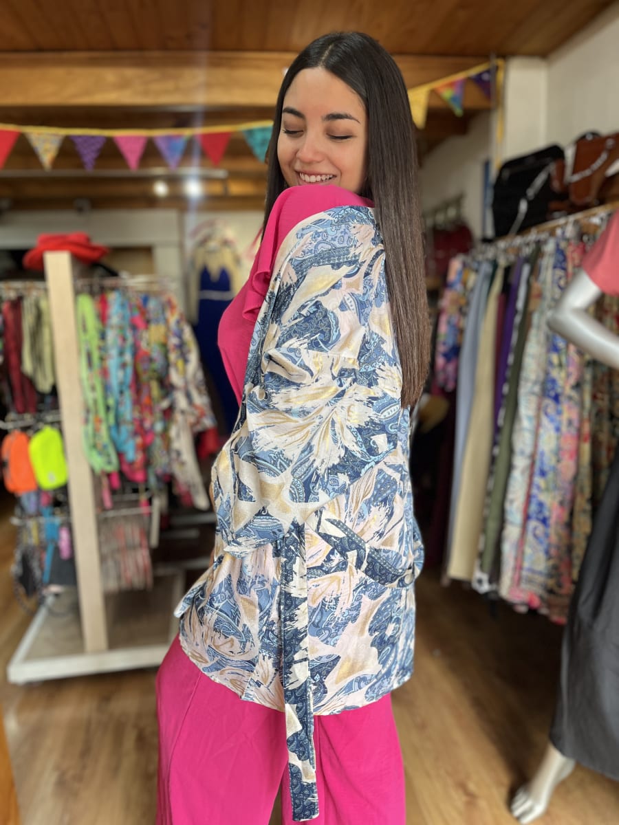 Kimono India seda con lazo y bolsillos crema azul1