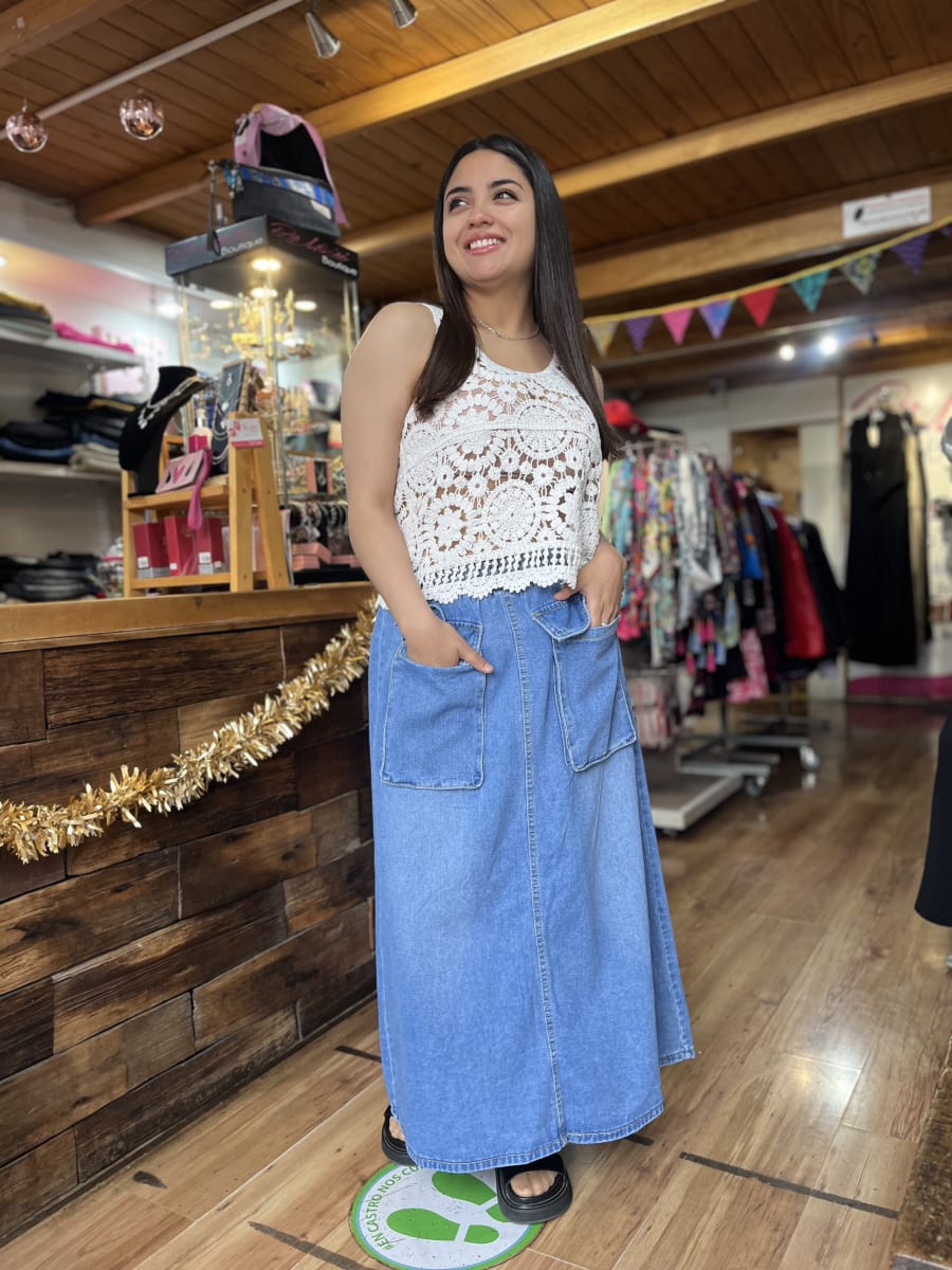 Maxi falda mezclilla denim celeste con bolsillos3
