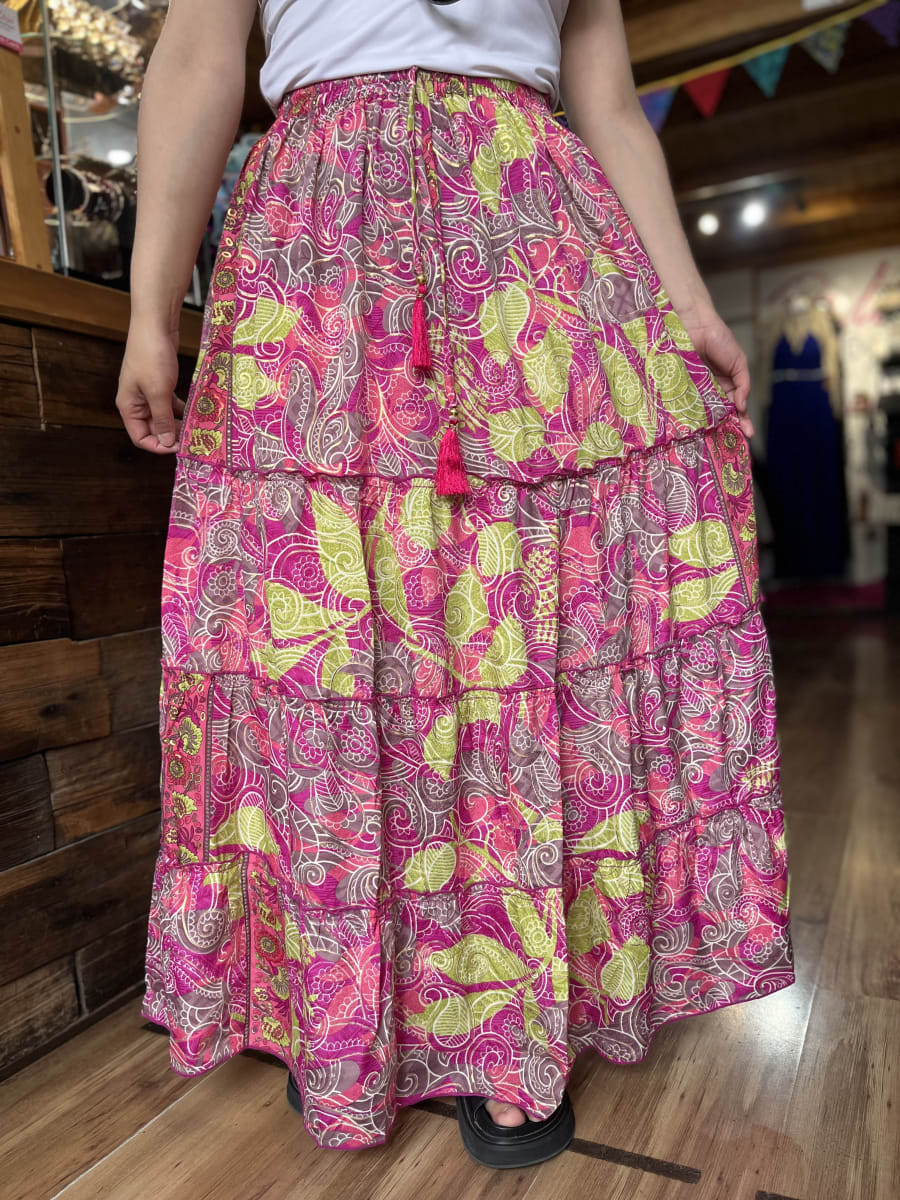 Maxi falda India seda gold verde y fucsia1