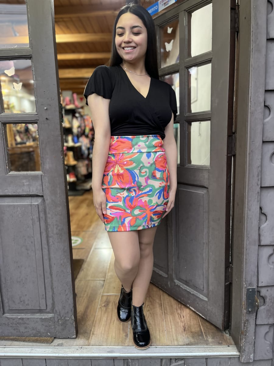 Mini falda Lizette estampado floral naranjo y verde1