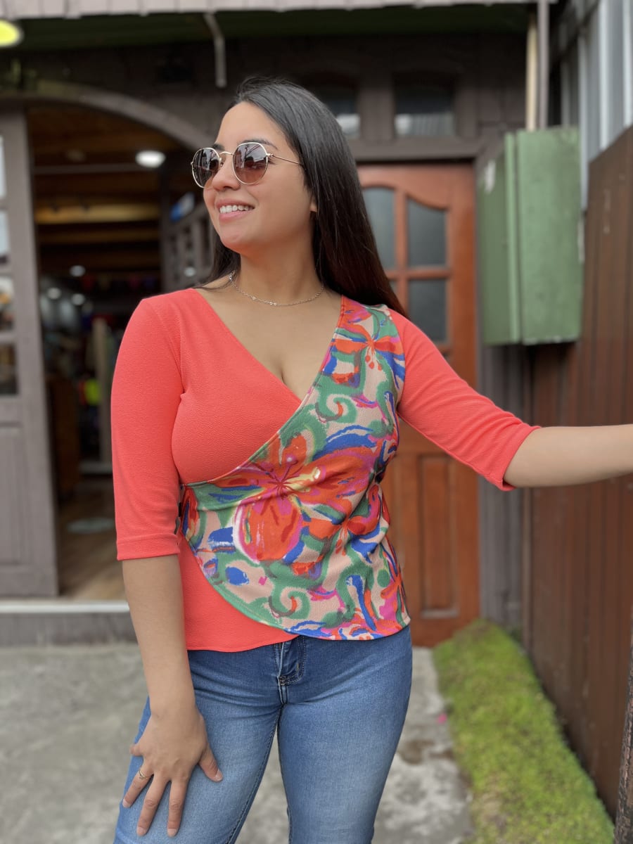 Polera Gloria fluor estampado floral manga 3/41