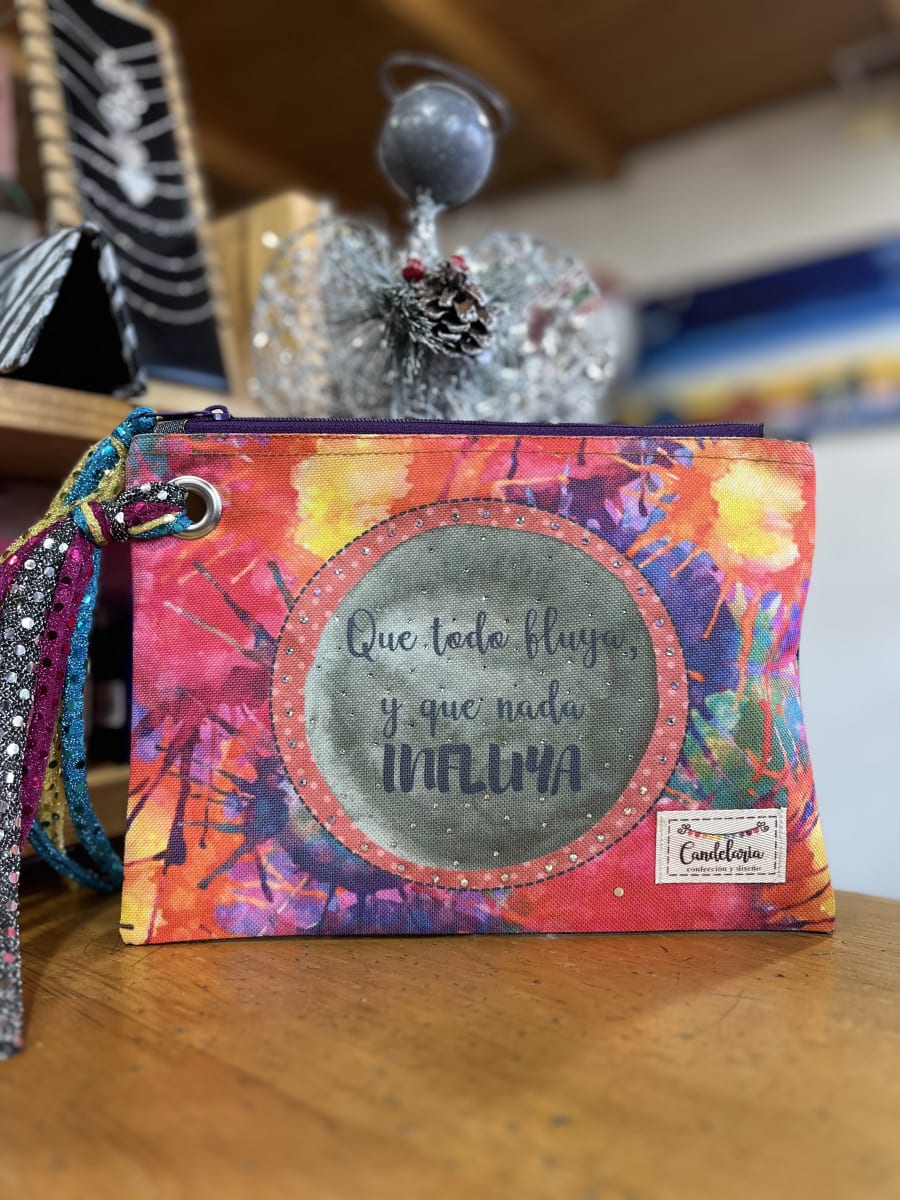 Estuche XL Que todo fluya y que nada influya sublimado variedad de colores2