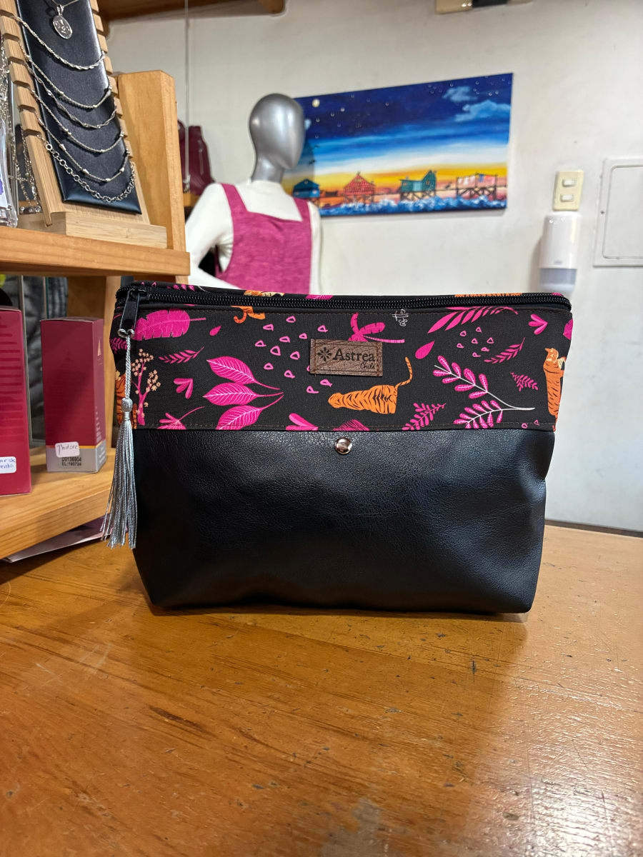 Estuche Astrea XL Umbral10