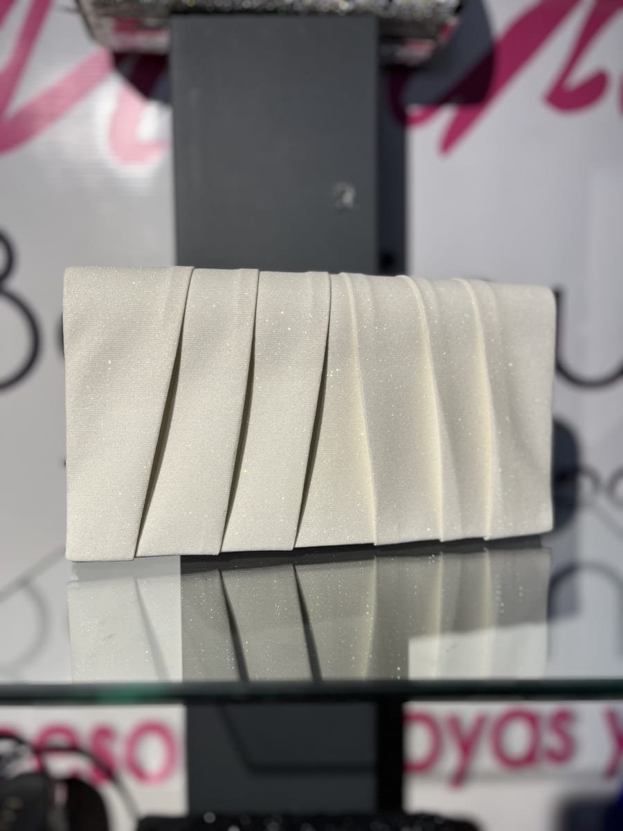 Cartera fiesta blanco plisada1