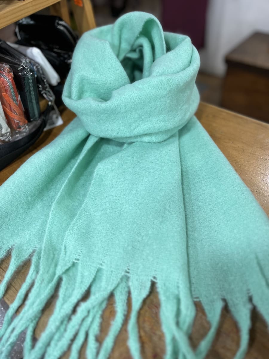 Bufanda simil alpaca Aqua1