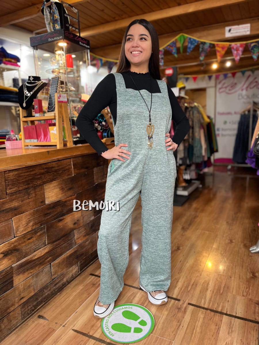 Jardinera Ginna verde agua lanilla italiana3