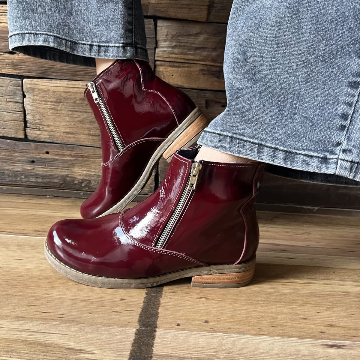 Botin cuero DC Burdeo charol3