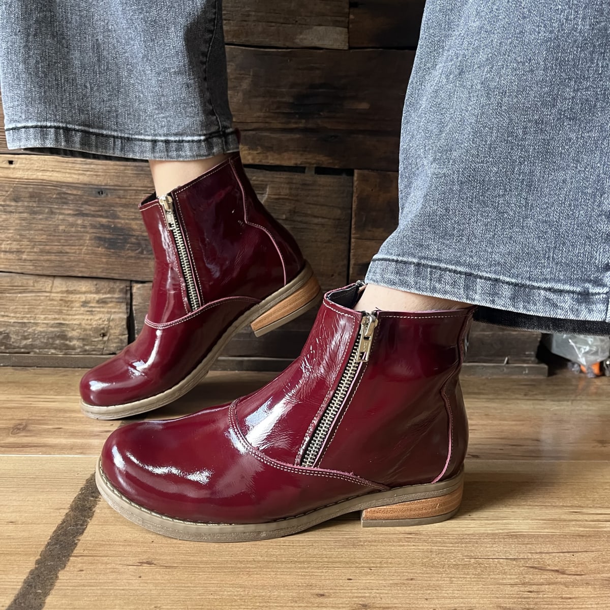 Botin cuero DC Burdeo charol2