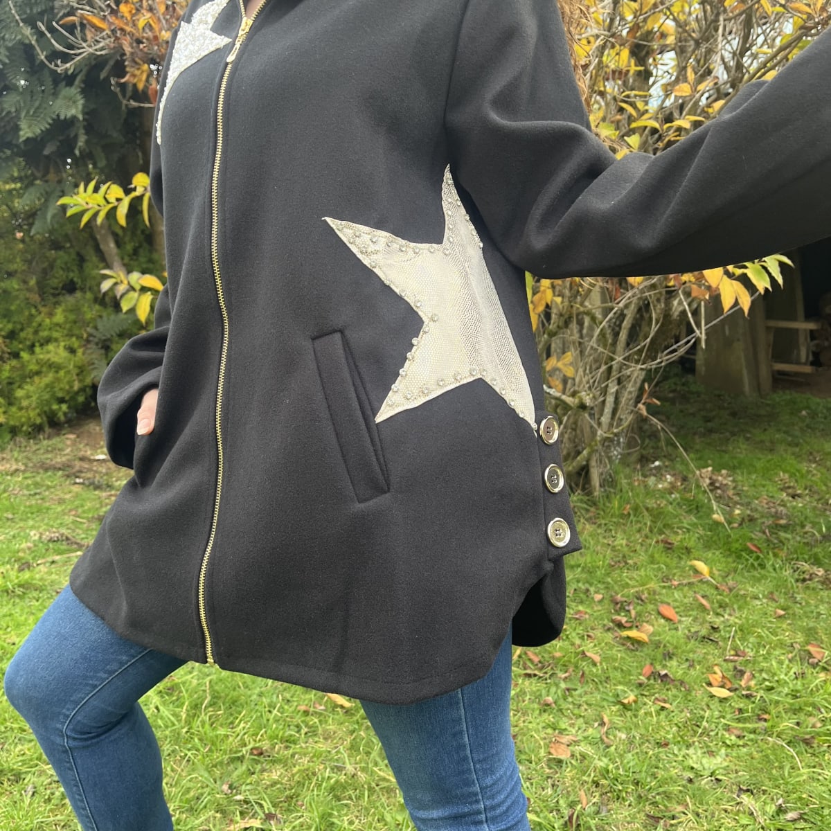 Chaqueta paño negro estrella y cierre4