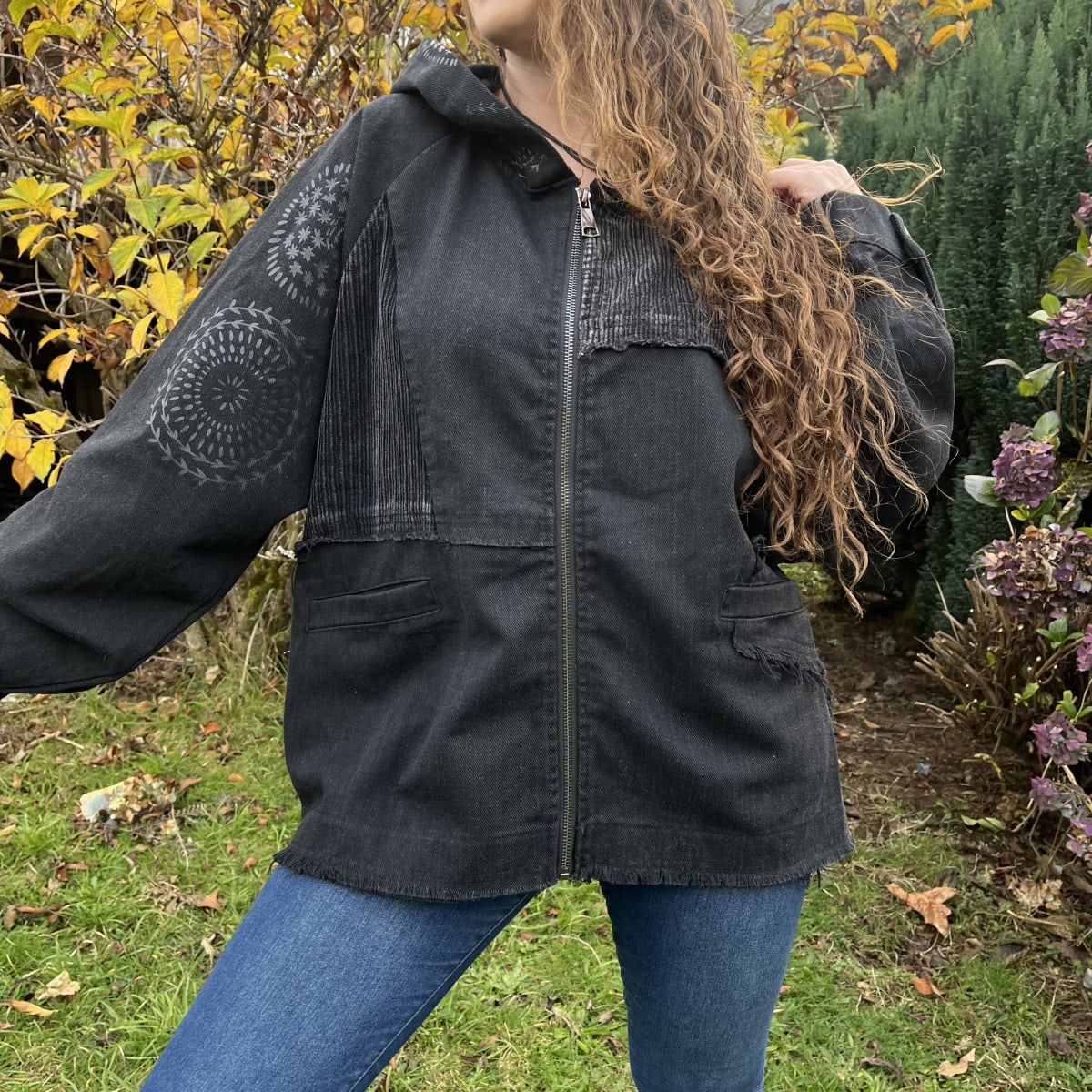 Chaqueta denim cotele deslavado negro mandalas2