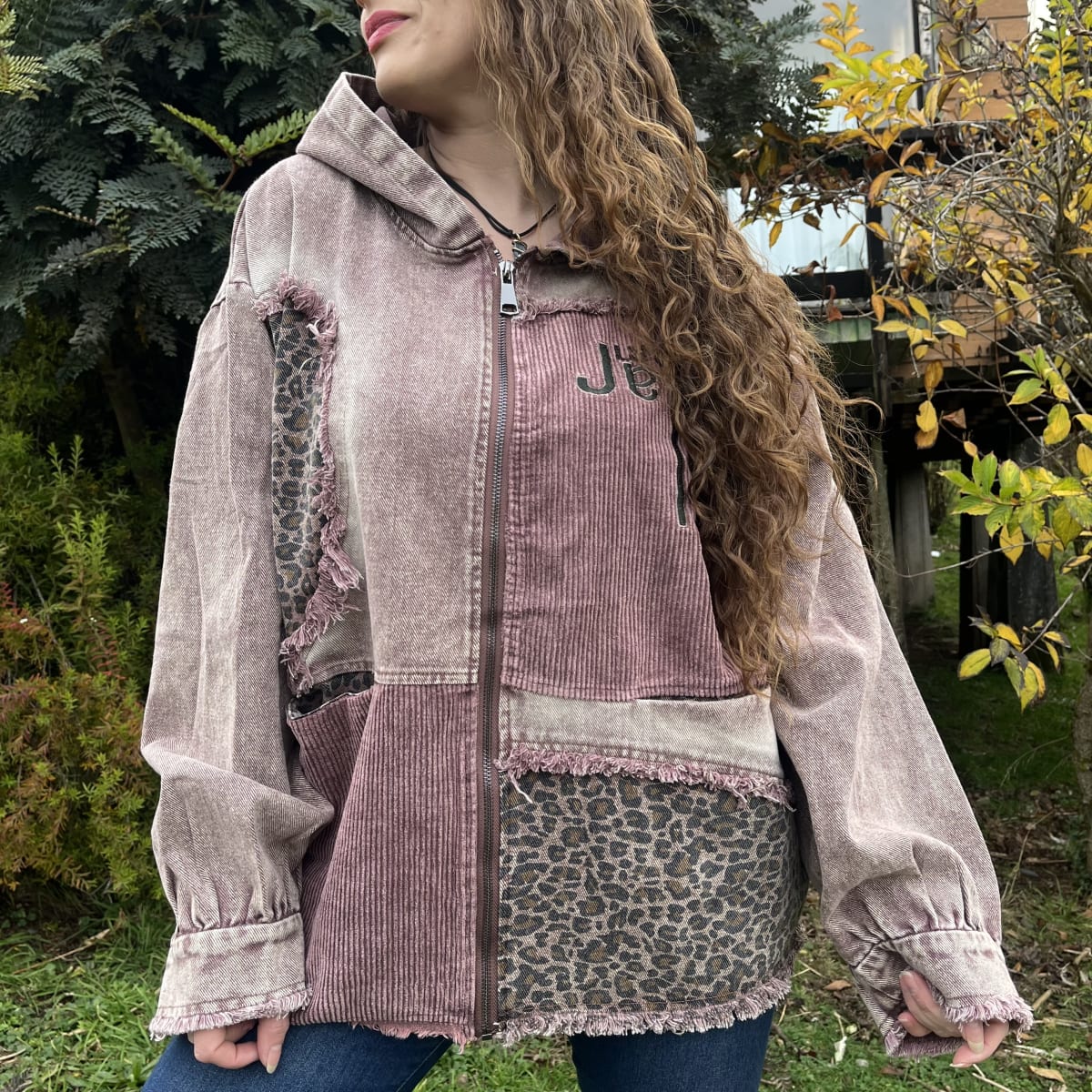 Chaqueta patchwork malva animal print2